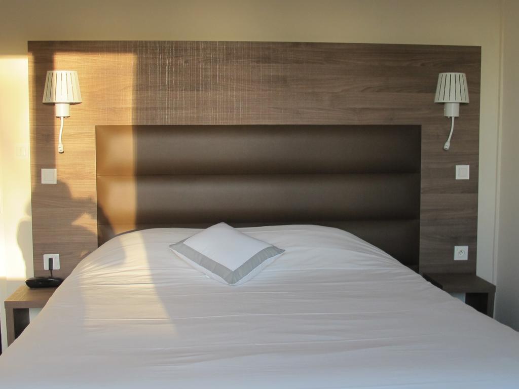 Logis Deshors-Foujanet Hotel Chamboulive Ngoại thất bức ảnh